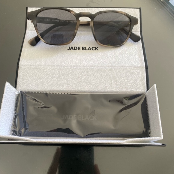 Jade Black Turtle Shell Sunglasses - Picture 1 of 4